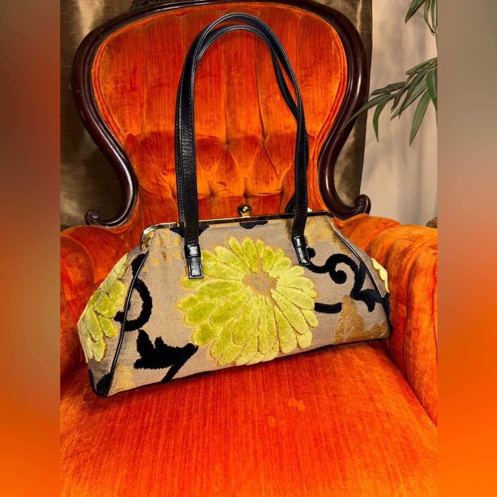 Glenda Gies Vintage Green Black Lime  Hand Bag Gold hardware & leather strap - Picture 13 of 14
